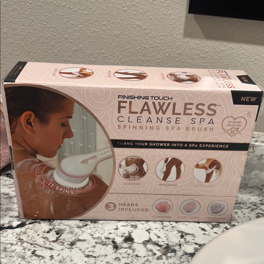 Flawless Cleanse Spa Spinning Spa Brush - Pink
